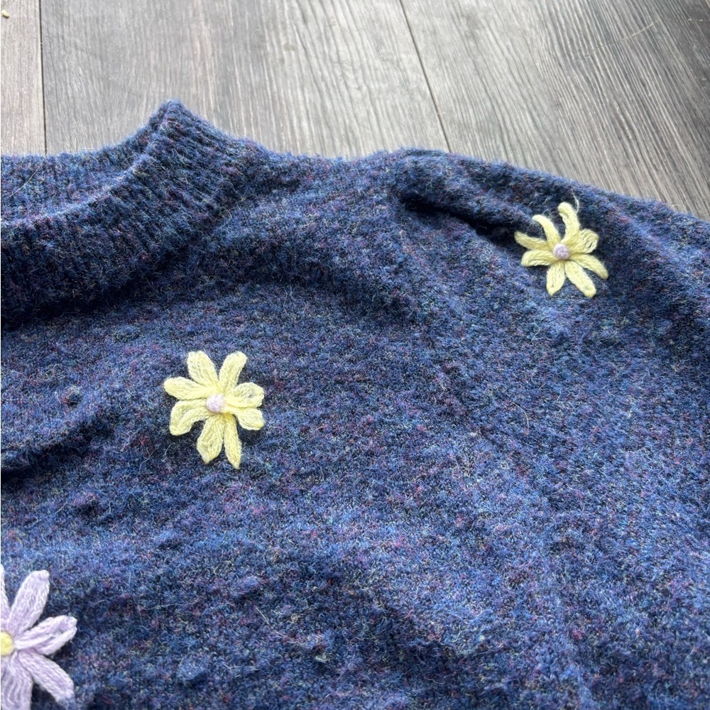 FRNCH Sweater - Picture 5 of 5